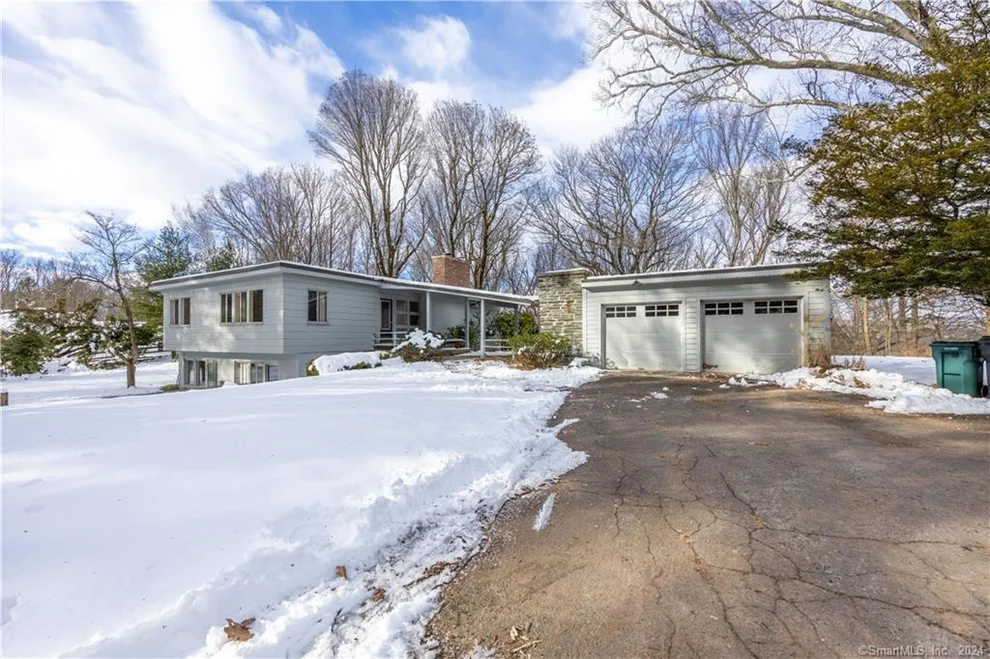 Unit for sale at 1330 Sperry Road, Cheshire, CT 06410
