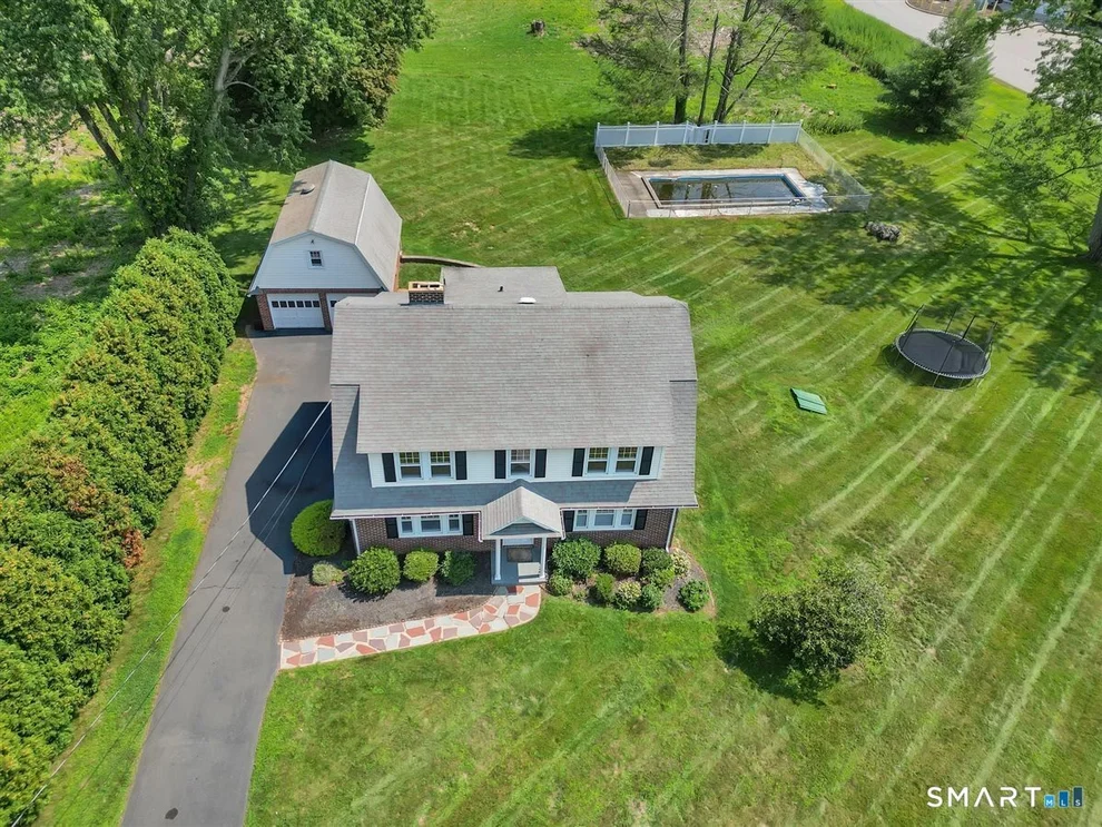 Unit for sale at 880 Farms Road, Wallingford, CT 06492