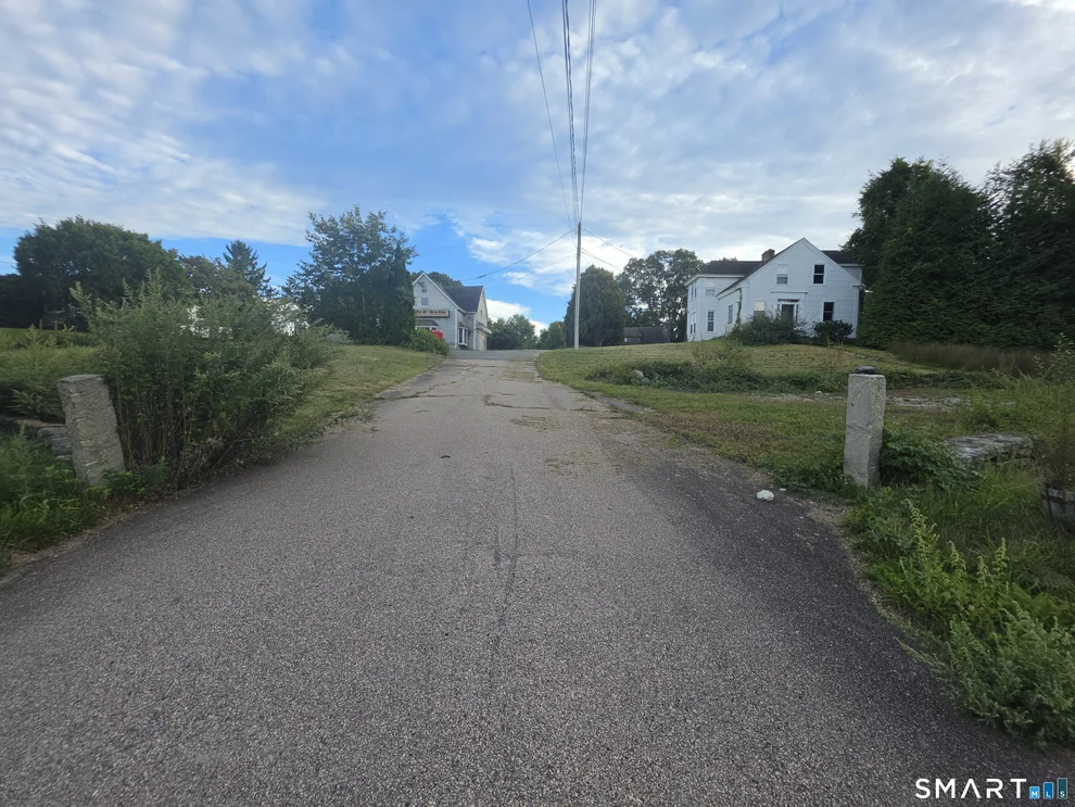 Unit for sale at 1203 Poquonnock Road, Groton, CT 06340