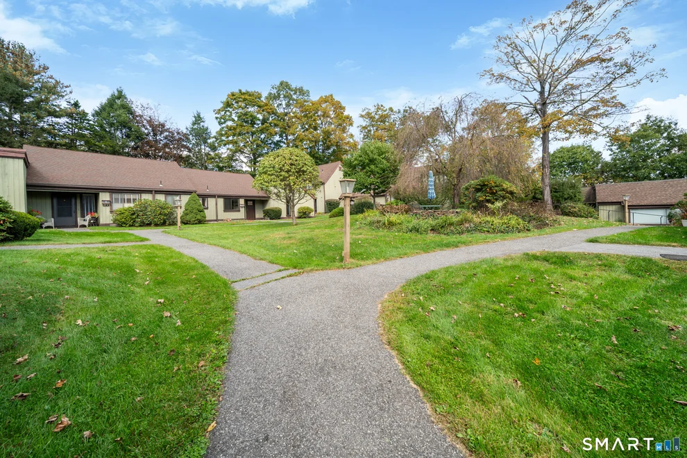 Unit for sale at 85 Heritage Village, Southbury, CT 06488