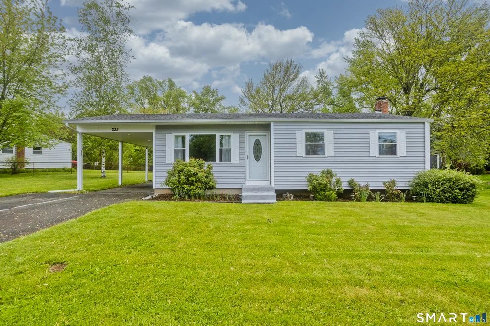 Unit for sale at 235 Reed Avenue, Windsor Locks, CT 06096