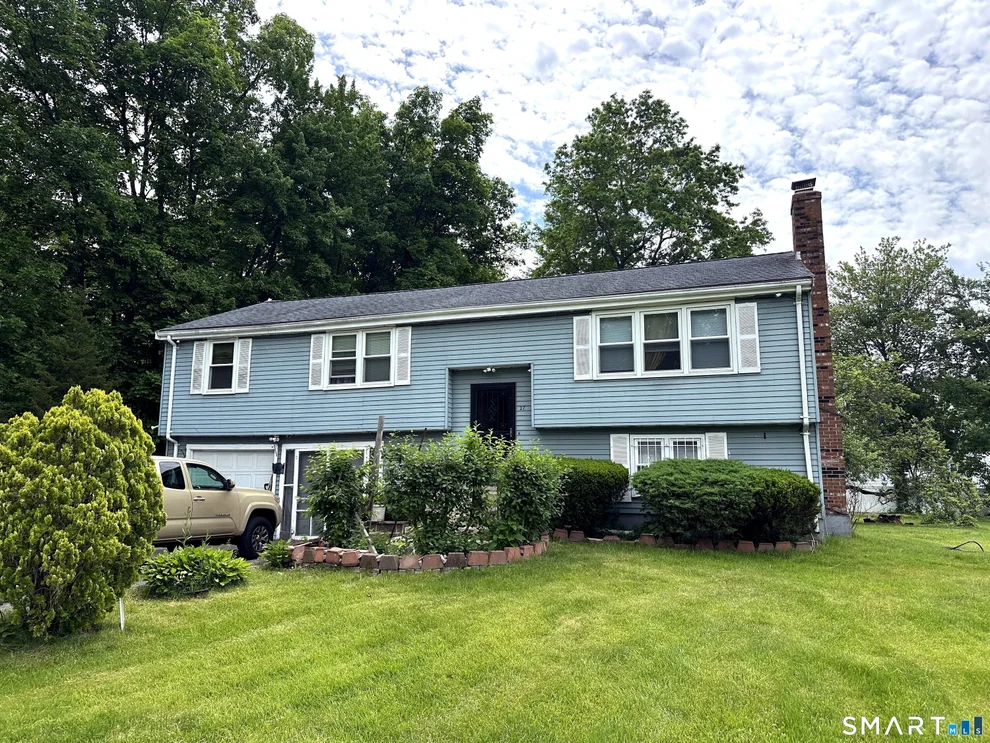 Unit for sale at 27 Eagleton Drive, Windsor, CT 06095
