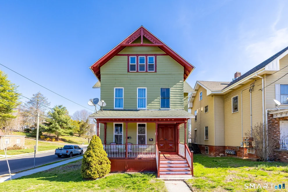 Unit for sale at 472 Main Street, Meriden, CT 06450
