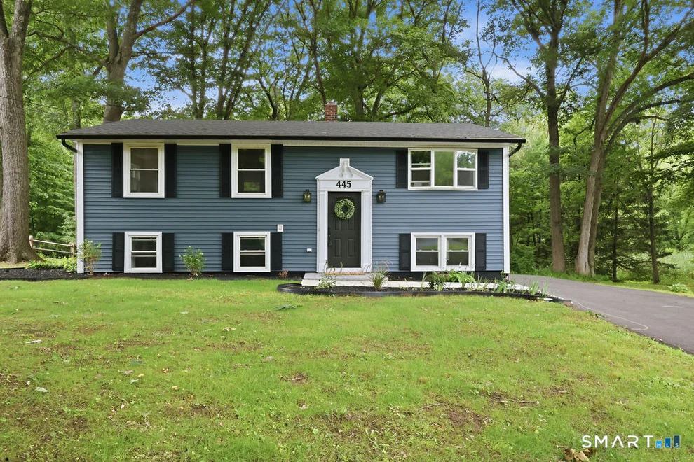 Unit for sale at 445 Lincoln Drive, Cheshire, CT 06410
