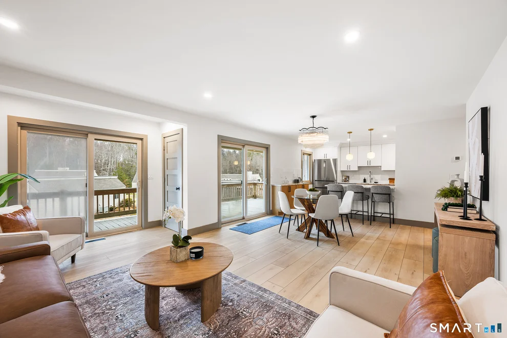 Unit for sale at 9 Carriage Drive, Simsbury, CT 06070