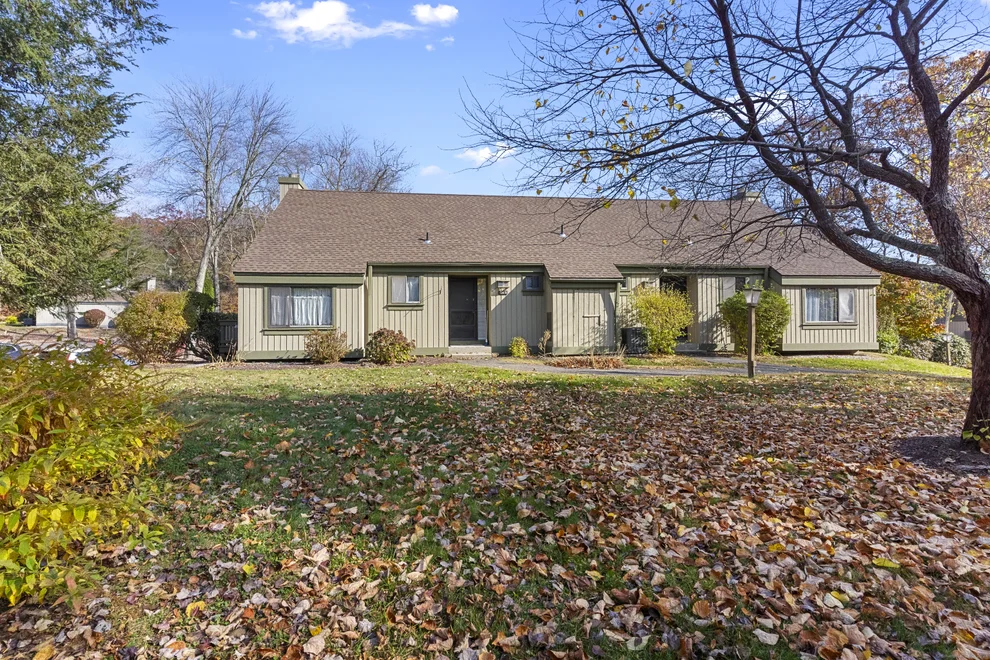 Unit for sale at 814 Heritage Village, Southbury, CT 06488