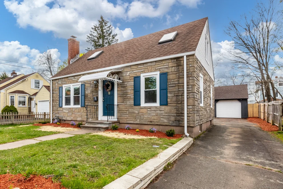 Unit for sale at 16 Ann Street, Manchester, CT 06040