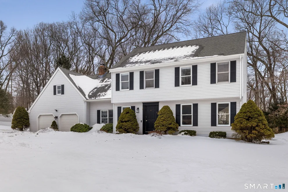 Unit for sale at 23 Pond Road, Cheshire, CT 06410