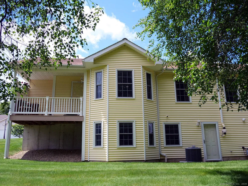 Unit for sale at 4 Bluebird Lane, Killingly, CT 06241