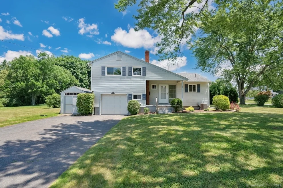 Unit for sale at 39 Niles Drive, Manchester, CT 06040
