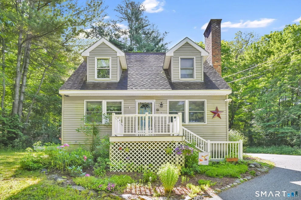 Unit for sale at 7 Stafford Heights, Stafford, CT 06076