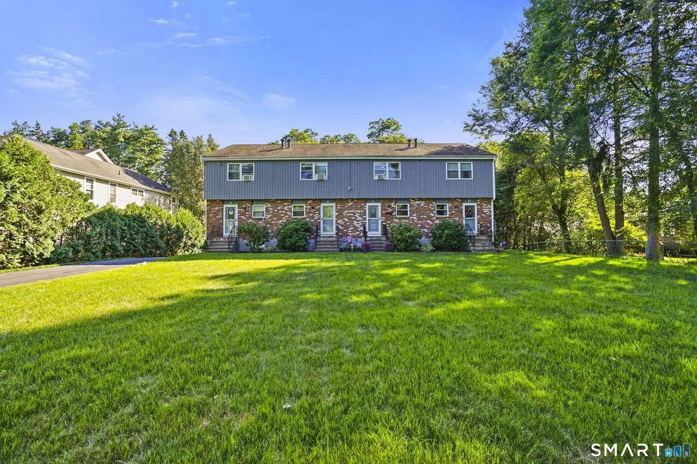 Unit for sale at 1431 Farmington Avenue, Farmington, CT 06032