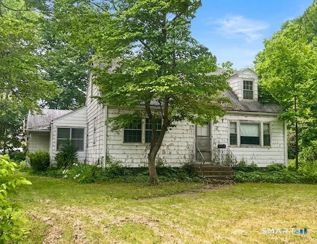 Unit for sale at 144 Greenwood Drive, Manchester, CT 06042