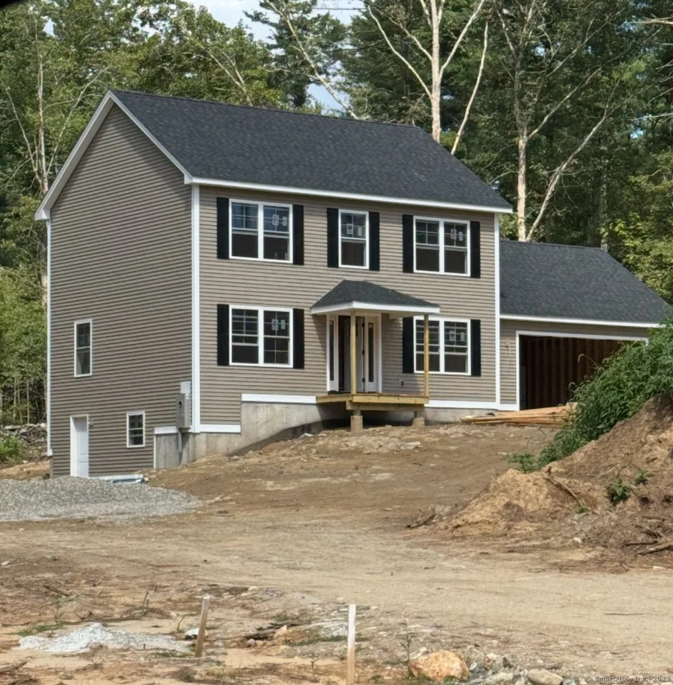 Unit for sale at 160 Ross Road, Killingly, CT 06239
