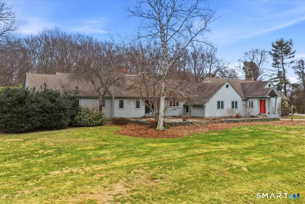 Unit for sale at 3 Westwood Drive, Waterford, CT 06385