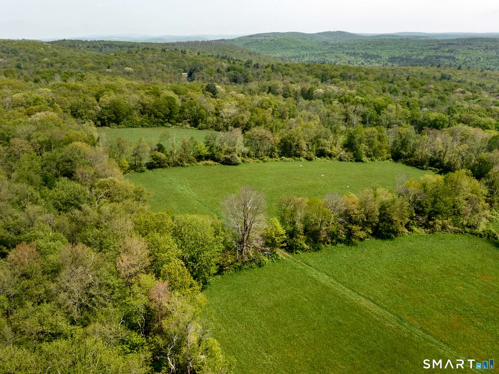 Unit for sale at 215B Melius Road, Warren, CT 06754