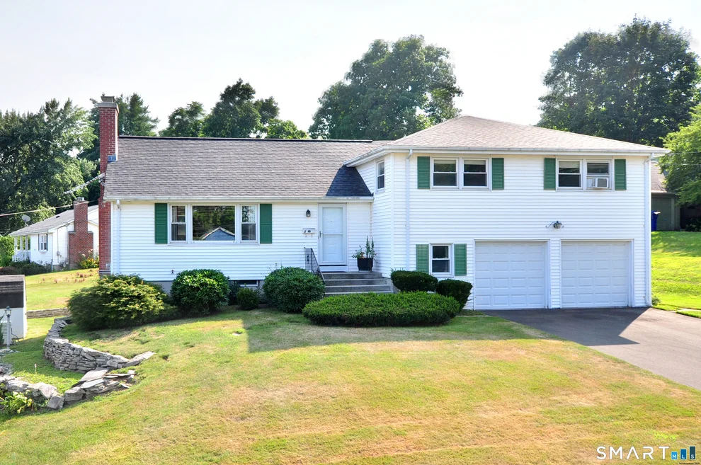 Unit for sale at 5 Garrison Terrace, Bloomfield, CT 06002