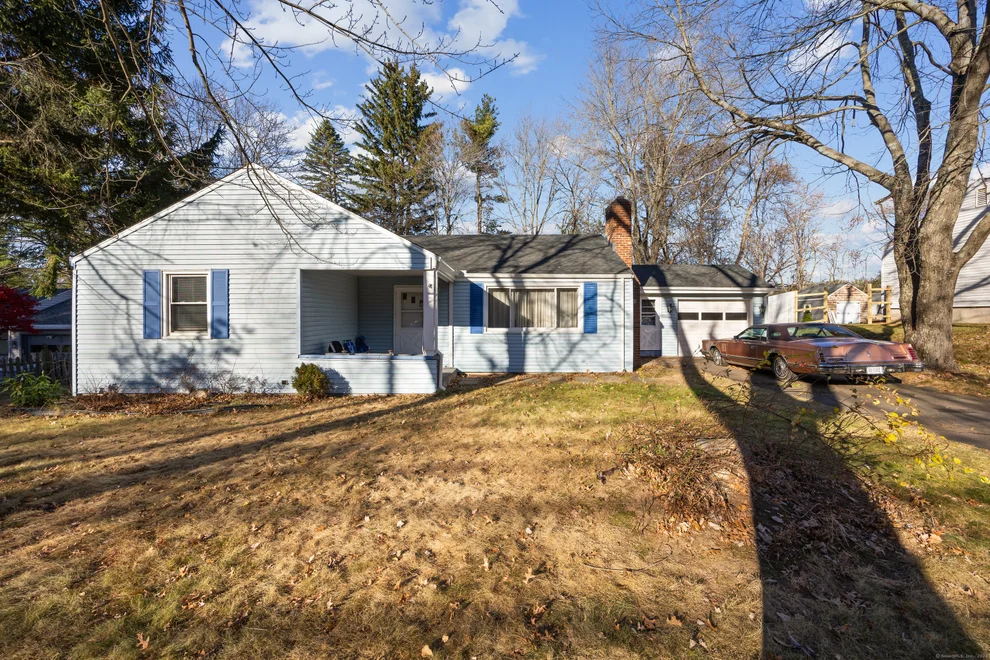 Unit for sale at 690 Bloomfield Avenue, Windsor, CT 06095