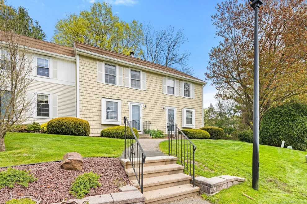 Unit for sale at 2 Hubbard Run Drive, Glastonbury, CT 06033