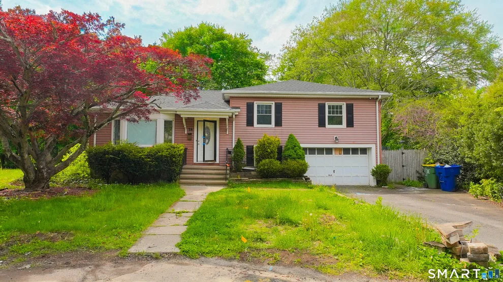 Unit for sale at 24 Sunfield Circle, Waterbury, CT 06708
