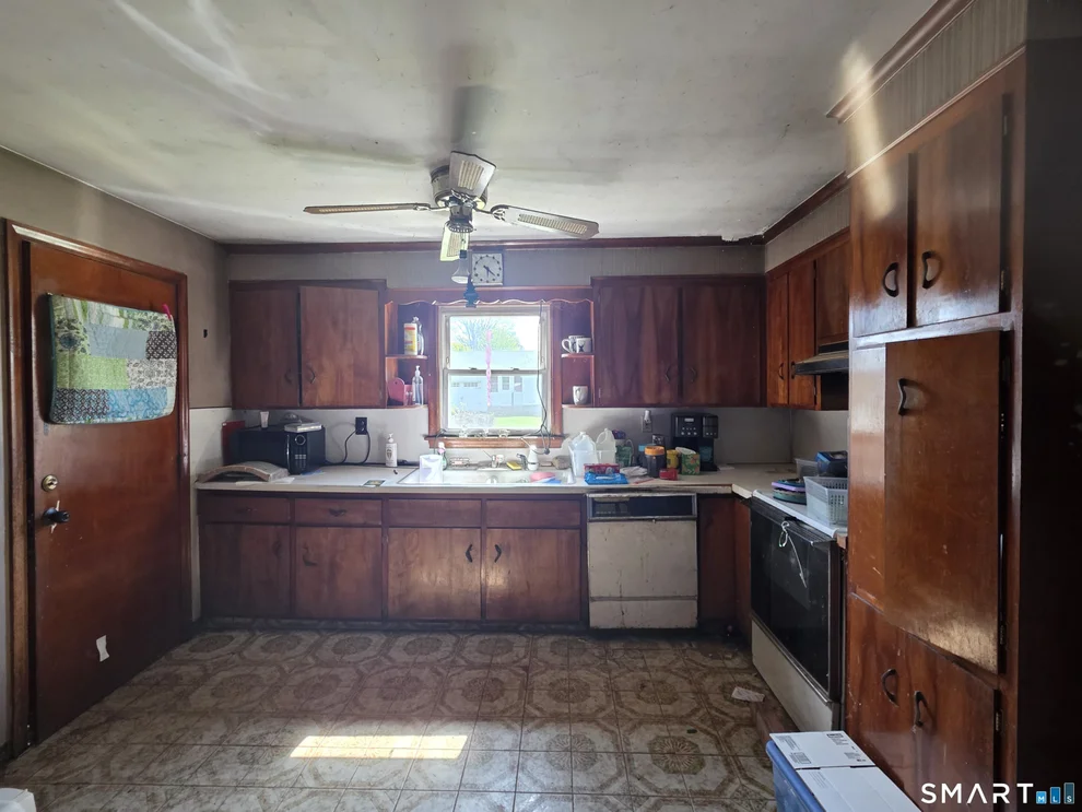 Unit for sale at 23 Dan Parker Drive, Waterbury, CT 06704