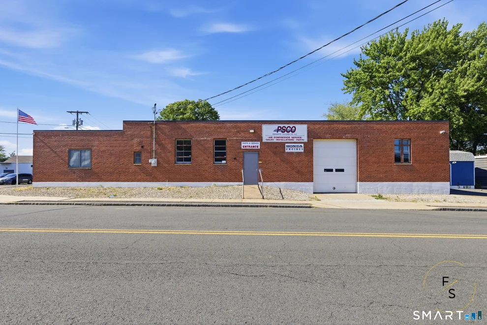 Unit for sale at 64 Cody Street, West Hartford, CT 06110