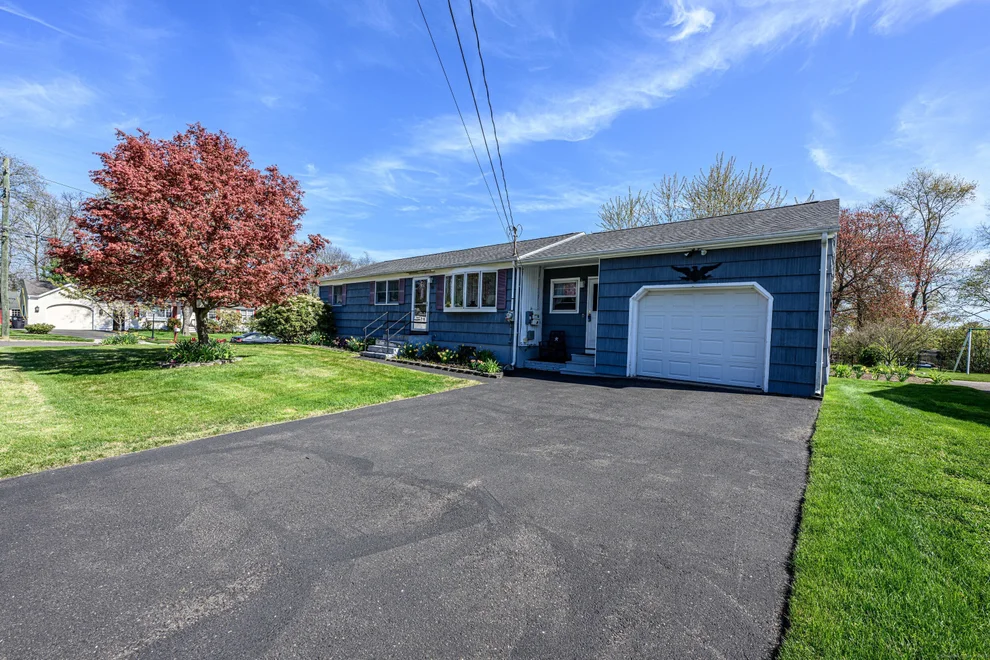 Unit for sale at 83 Sawmill Road, Milford, CT 06461