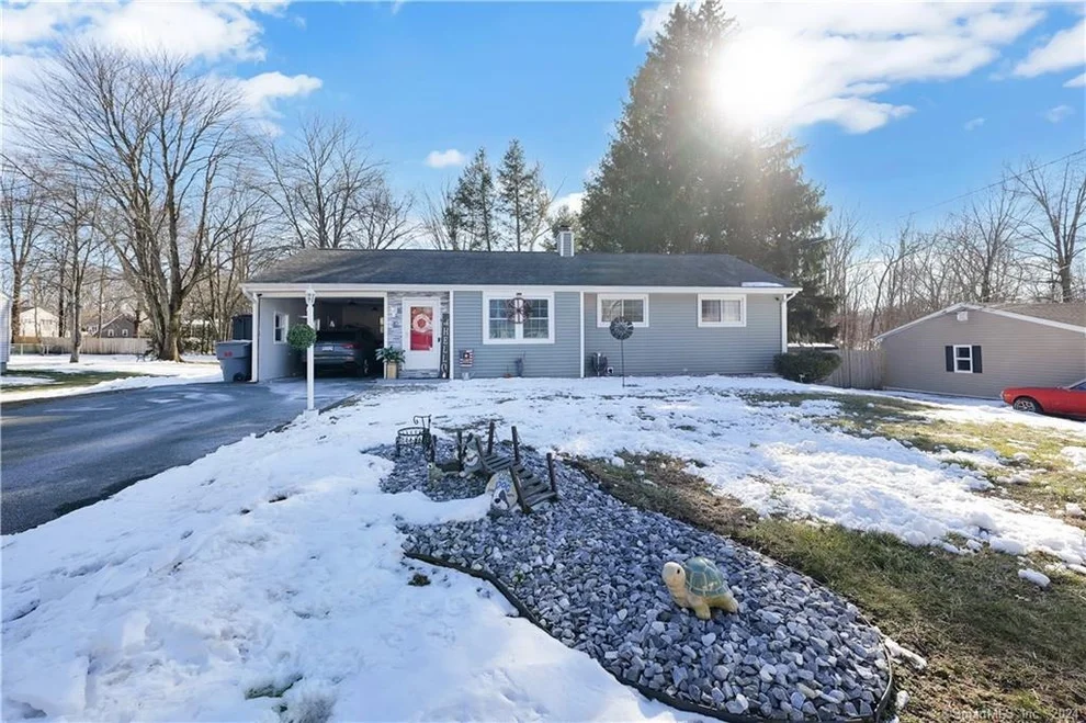 Unit for sale at 30 Meadowlark Road, Enfield, CT 06082