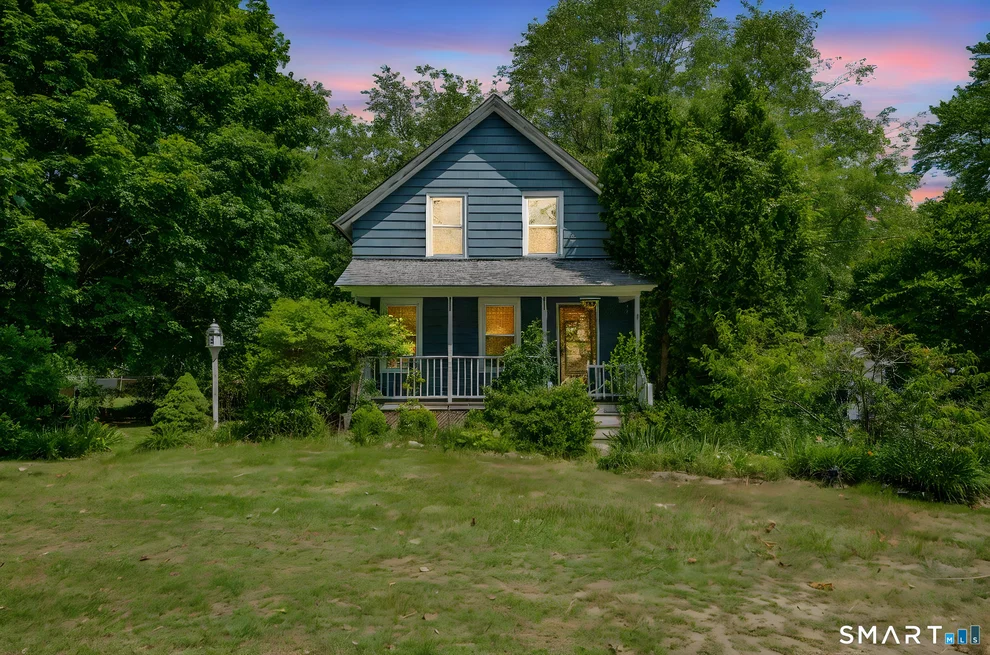 Unit for sale at 180 North Road, Groton, CT 06340