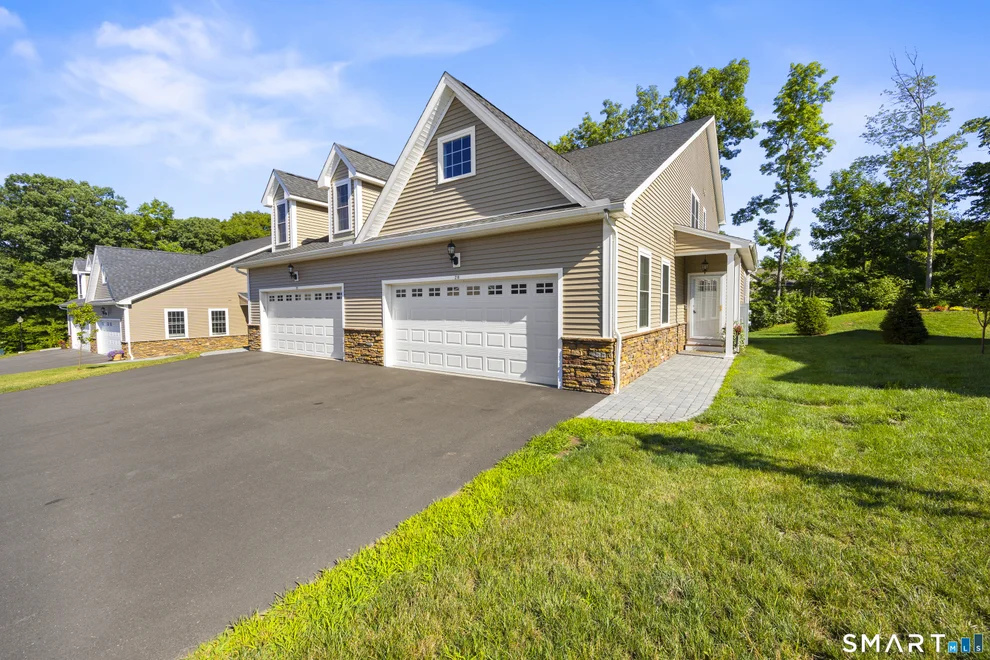 Unit for sale at 218 Boulder Court, Bristol, CT 06010