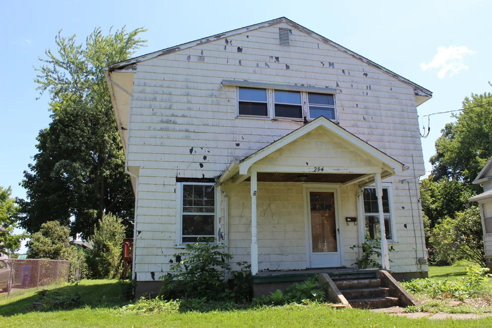 Unit for sale at 254 Columbus Avenue, Meriden, CT 06451