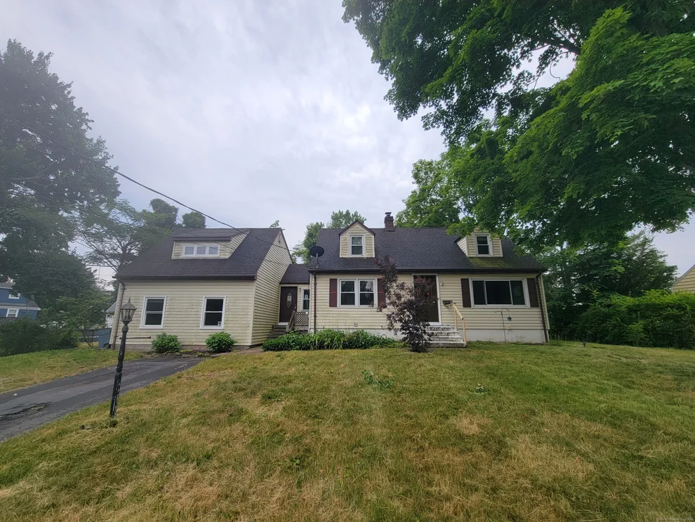 Unit for sale at 1 Frost Drive, North Haven, CT 06473