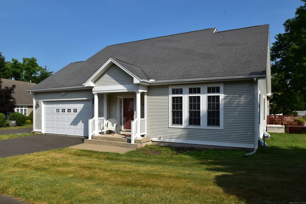Unit for sale at 14 Dobson Commons Circle, Vernon, CT 06066