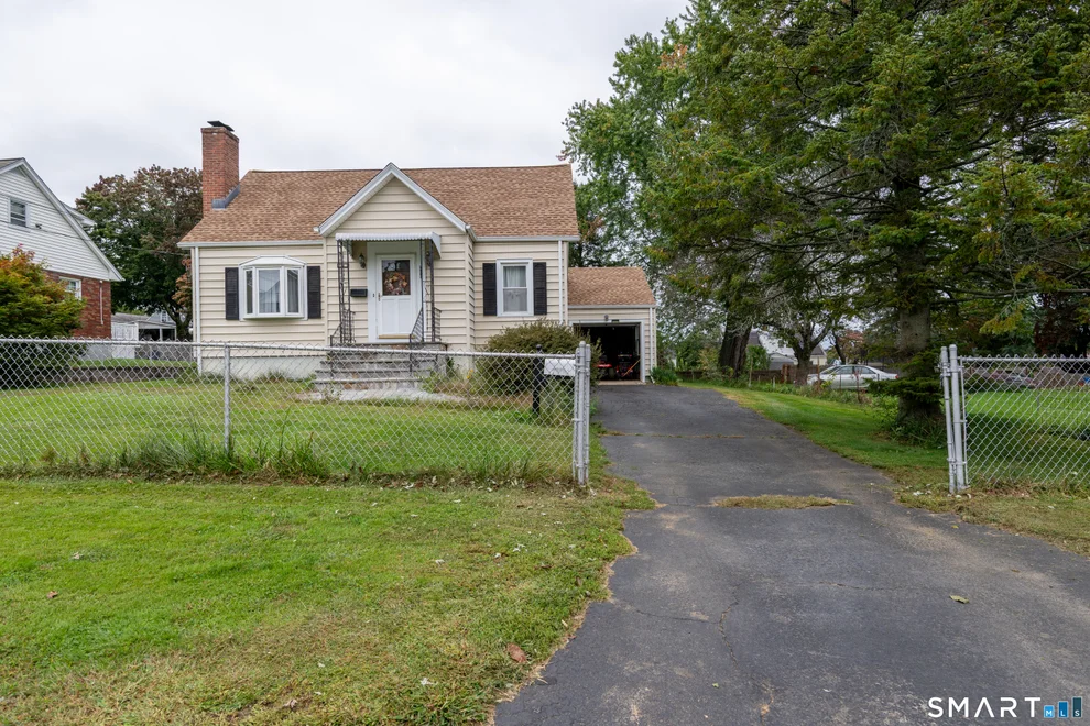 Unit for sale at 286 Sylvan Street, Bridgeport, CT 06606
