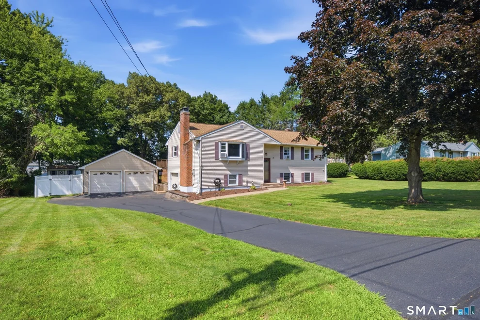 Unit for sale at 77 Montauk Drive, Vernon, CT 06066
