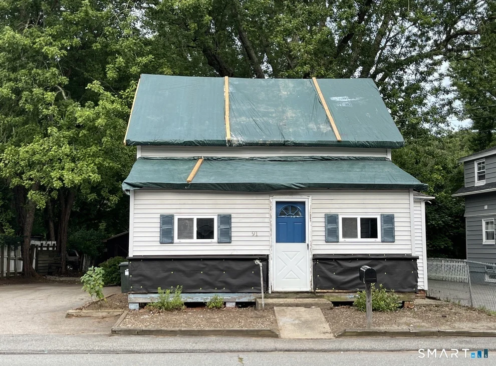 Unit for sale at 91 Taftville Occum Road, Norwich, CT 06360