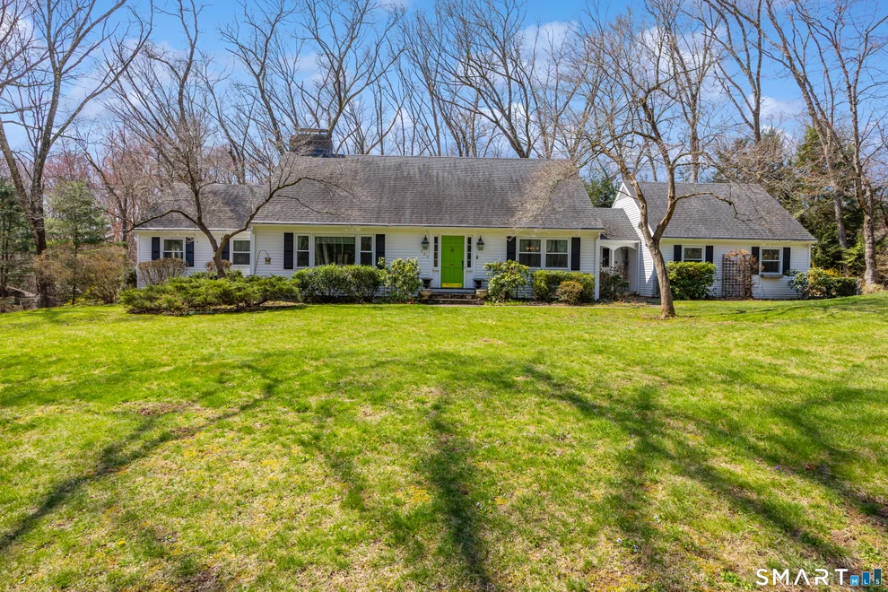 Unit for sale at 303 Beacon Hill Drive, Cheshire, CT 06410