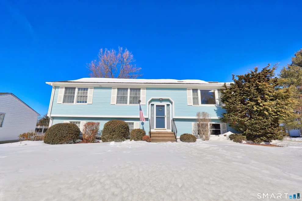 Unit for sale at 3 Birch Drive, Waterbury, CT 06708