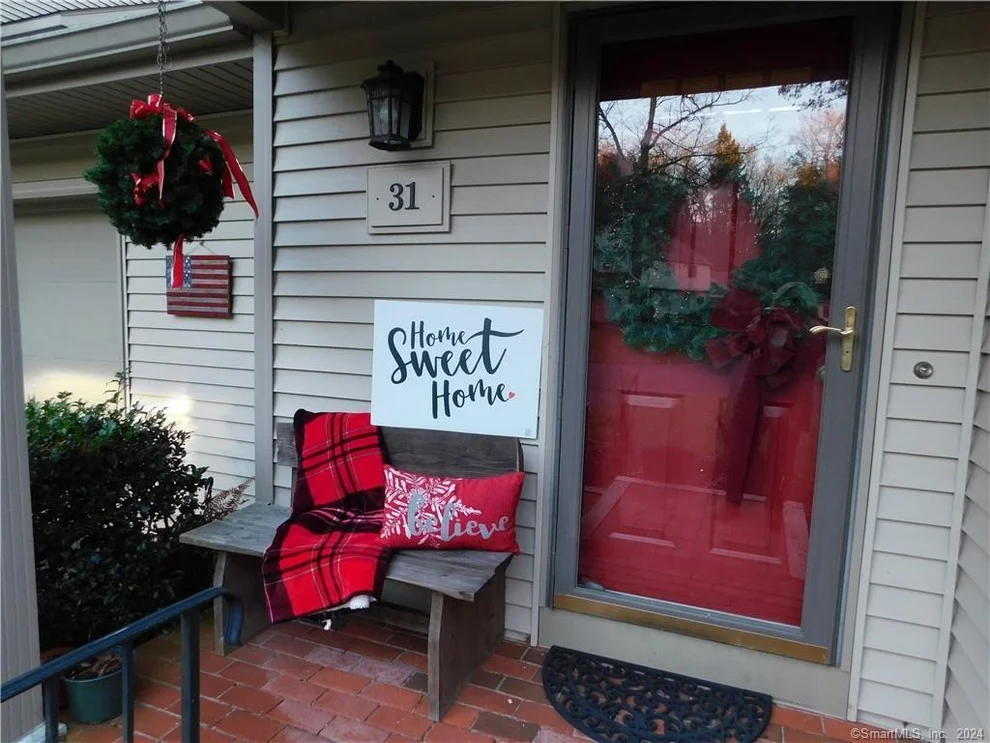 Unit for sale at 31 The Laurels, Enfield, CT 06082