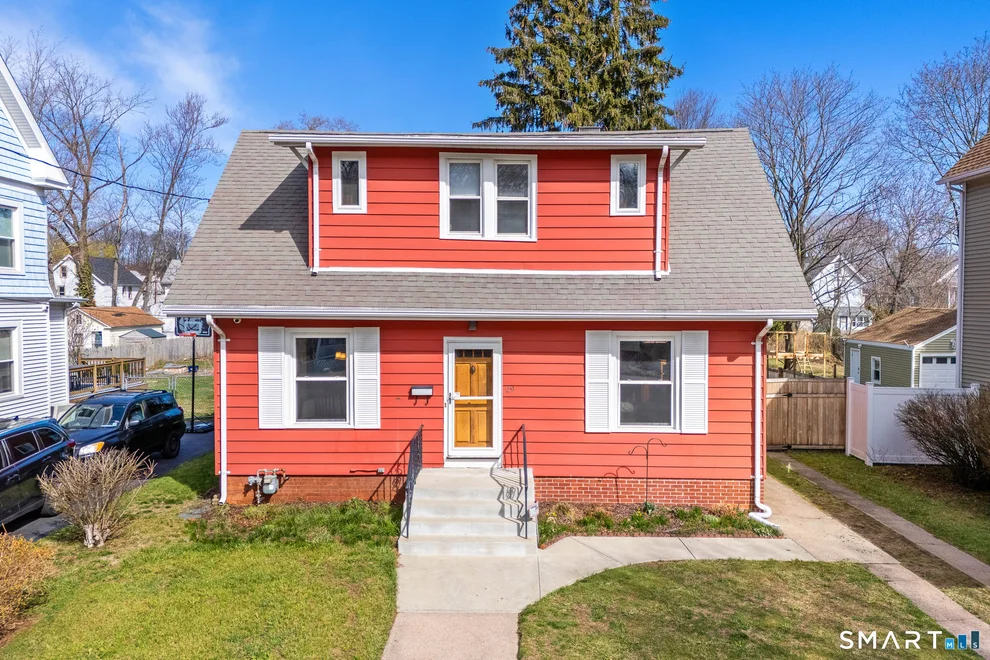 Unit for sale at 29 Chestnut Street, West Haven, CT 06516