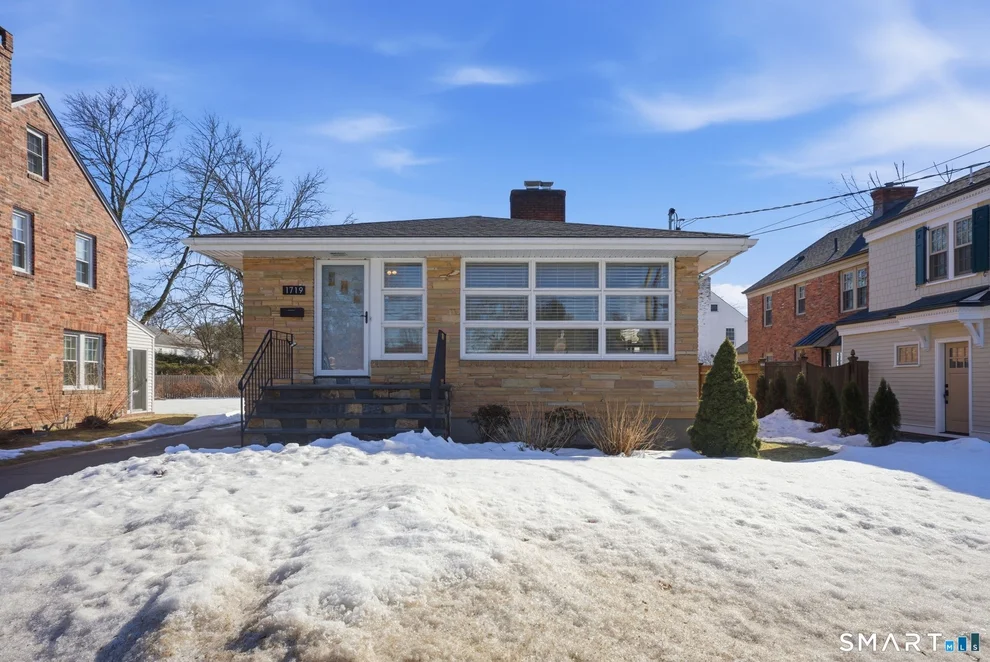Unit for sale at 1719 Asylum Avenue, West Hartford, CT 06117