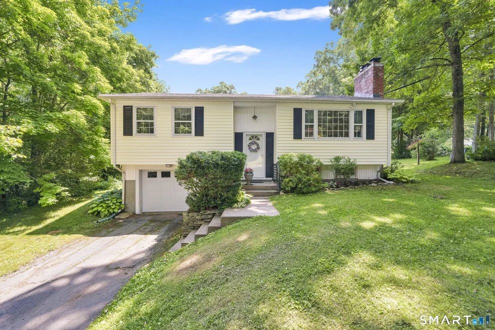 Unit for sale at 27 Clearview Drive, Stafford, CT 06076
