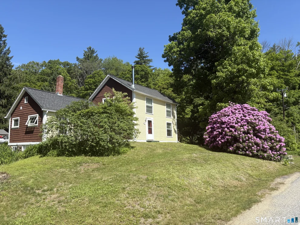 Unit for sale at 1106 Route 198, Woodstock, CT 06281