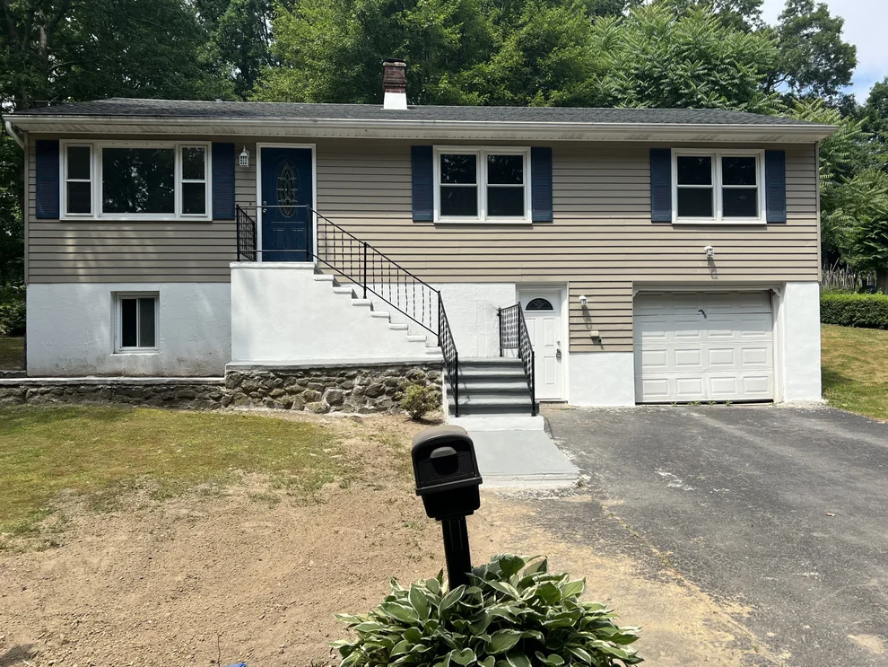 Unit for sale at 327 Lakeside Boulevard, Waterbury, CT 06708