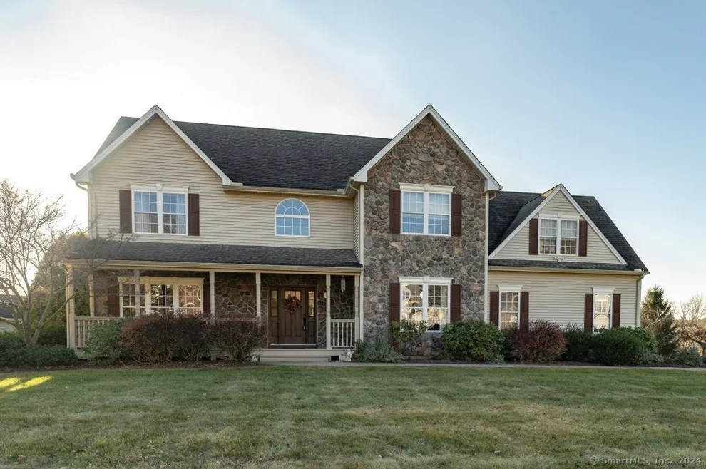 Unit for sale at 92 Old Cider Mill Road, Southington, CT 06489