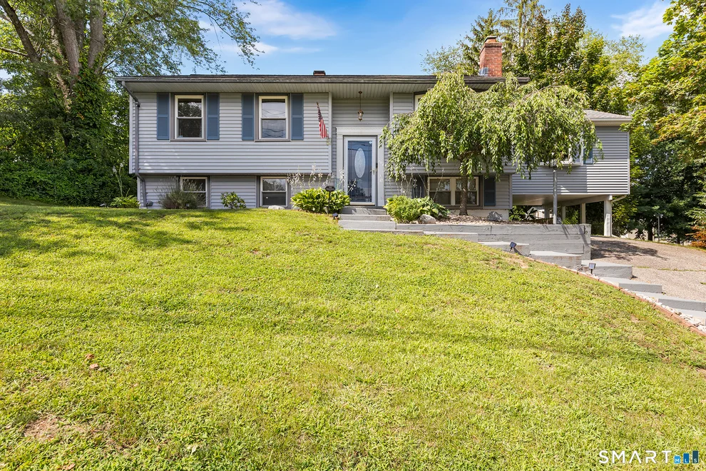 Unit for sale at 9 Glenridge Drive, Ansonia, CT 06401