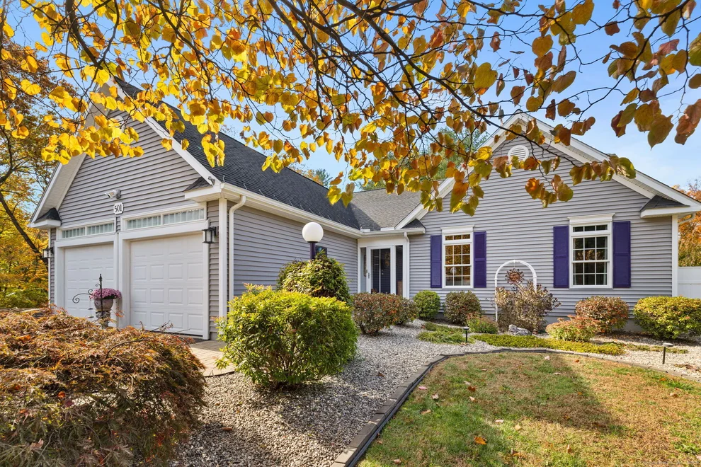 Unit for sale at 501 Kennedy Road, Windsor, CT 06095