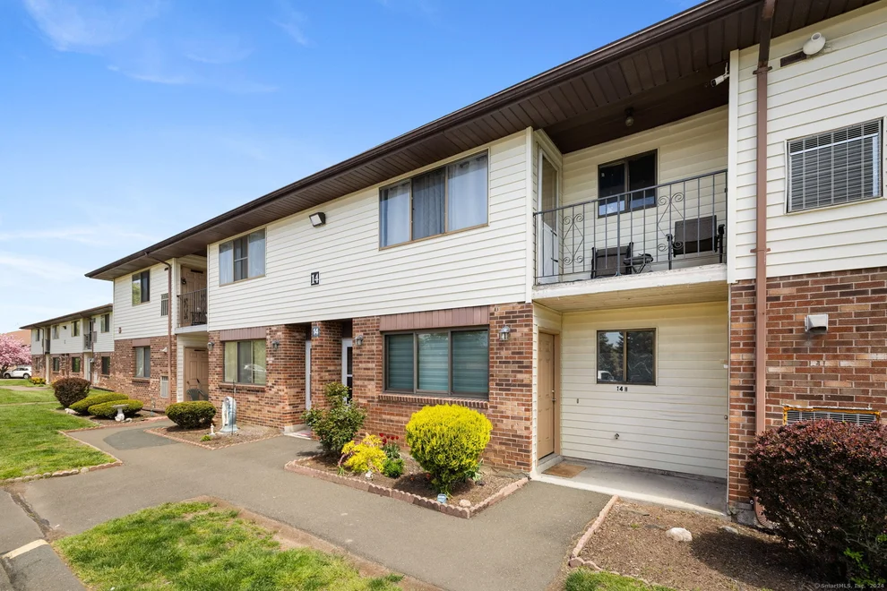 Unit for sale at 55 Thompson Street, East Haven, CT 06513