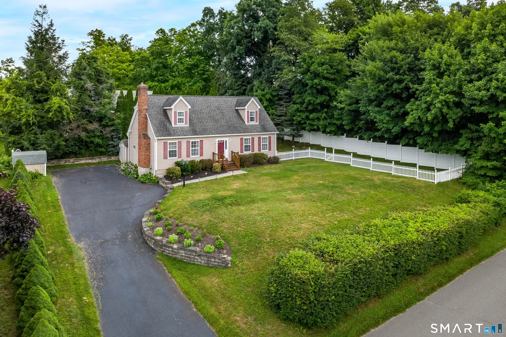 Unit for sale at 2 Curtis Avenue, New Fairfield, CT 06812