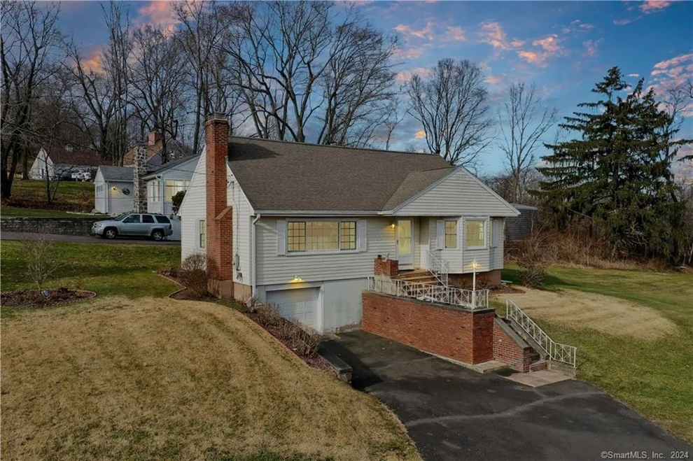 Unit for sale at 66 Sunnyslope Drive, Middletown, CT 06457